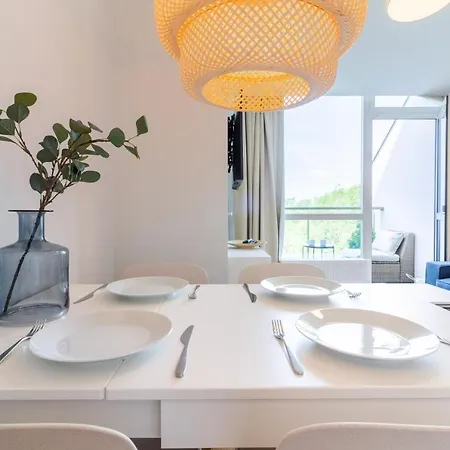 Deja Blue By Cohost Апартаменты Паланга