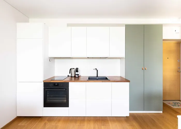 Deja Blue By Cohost Апартаменти *